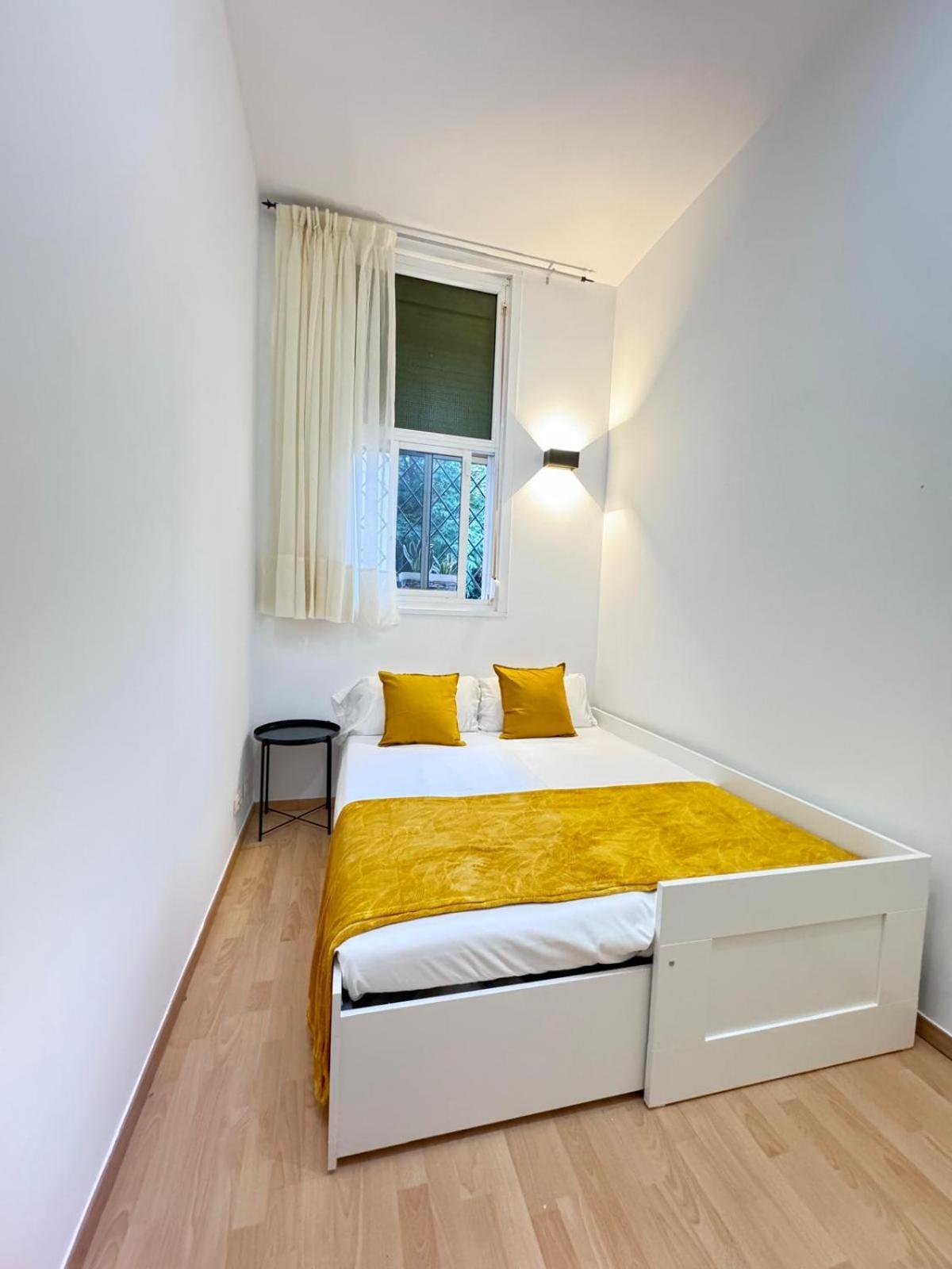 Pamis Apartament Sants, برشلونة المظهر الخارجي الصورة