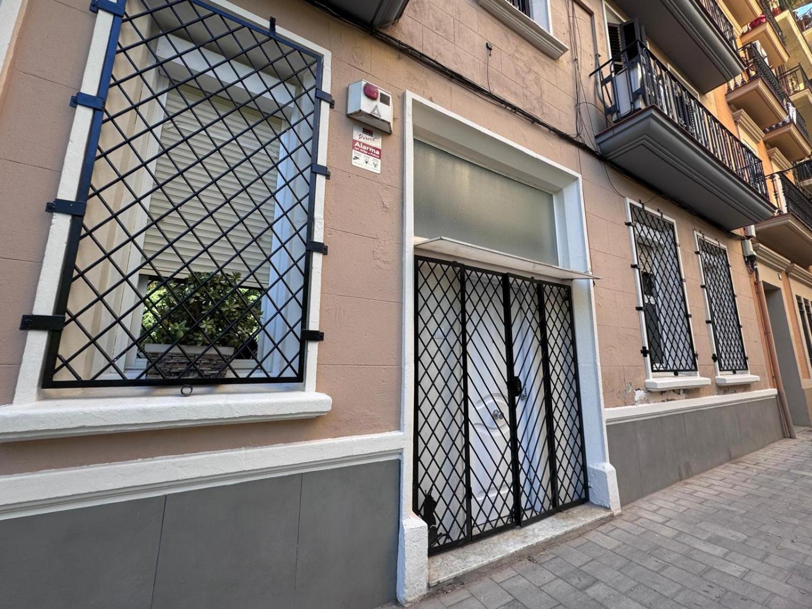 Pamis Apartament Sants, برشلونة المظهر الخارجي الصورة